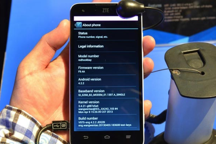 ZTE Geek - 32nm-es Intel Atom processzorral