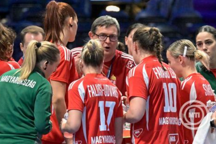 Női kézilabda-vb - Golovin Vlagyimir: szenzációsak a lányaink, megmutatták, mire képesek