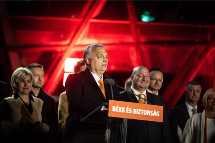 Sorra érkeznek a külföldi gratulációk Orbán Viktornak