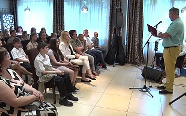 Kiemelkedő teljesítményt elért tanulókat köszöntöttek