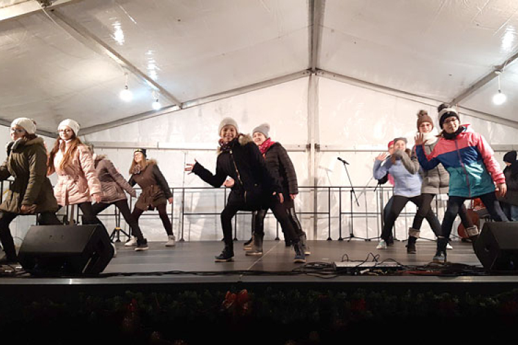 „Ma jött a földre le, kit Isten ígért”