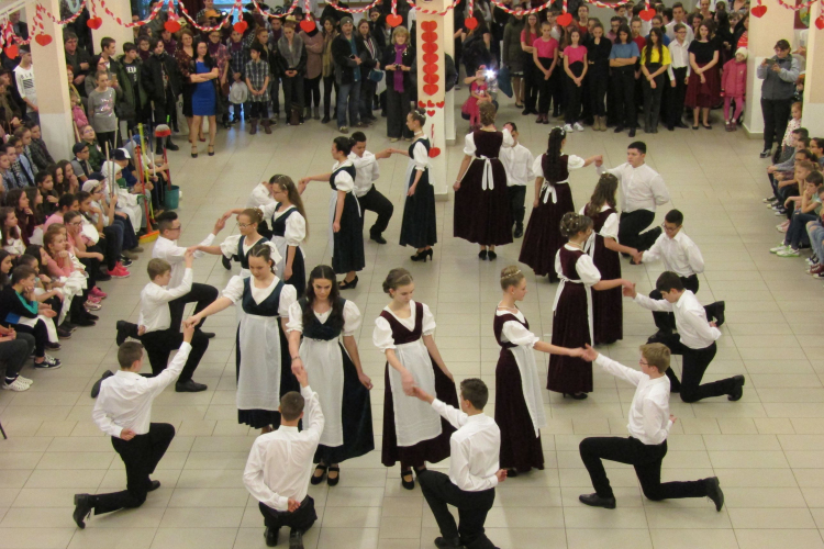 Farsangoltak a belvárosi iskolában