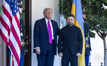 Donald Trump szerint Volodimir Zelenszkij nem rendelkezik semmivel az ő jóváhagyása nélkül